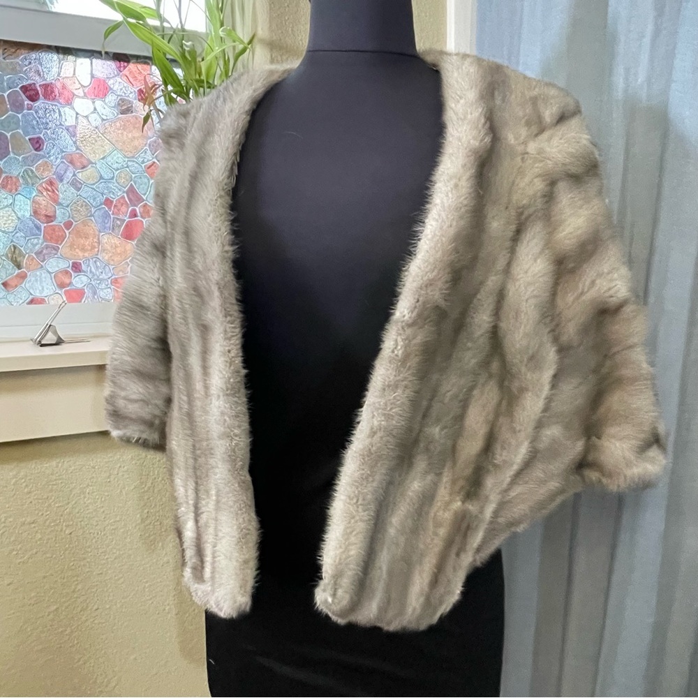 Vintage Silver Fur Stole - Excellent Condition